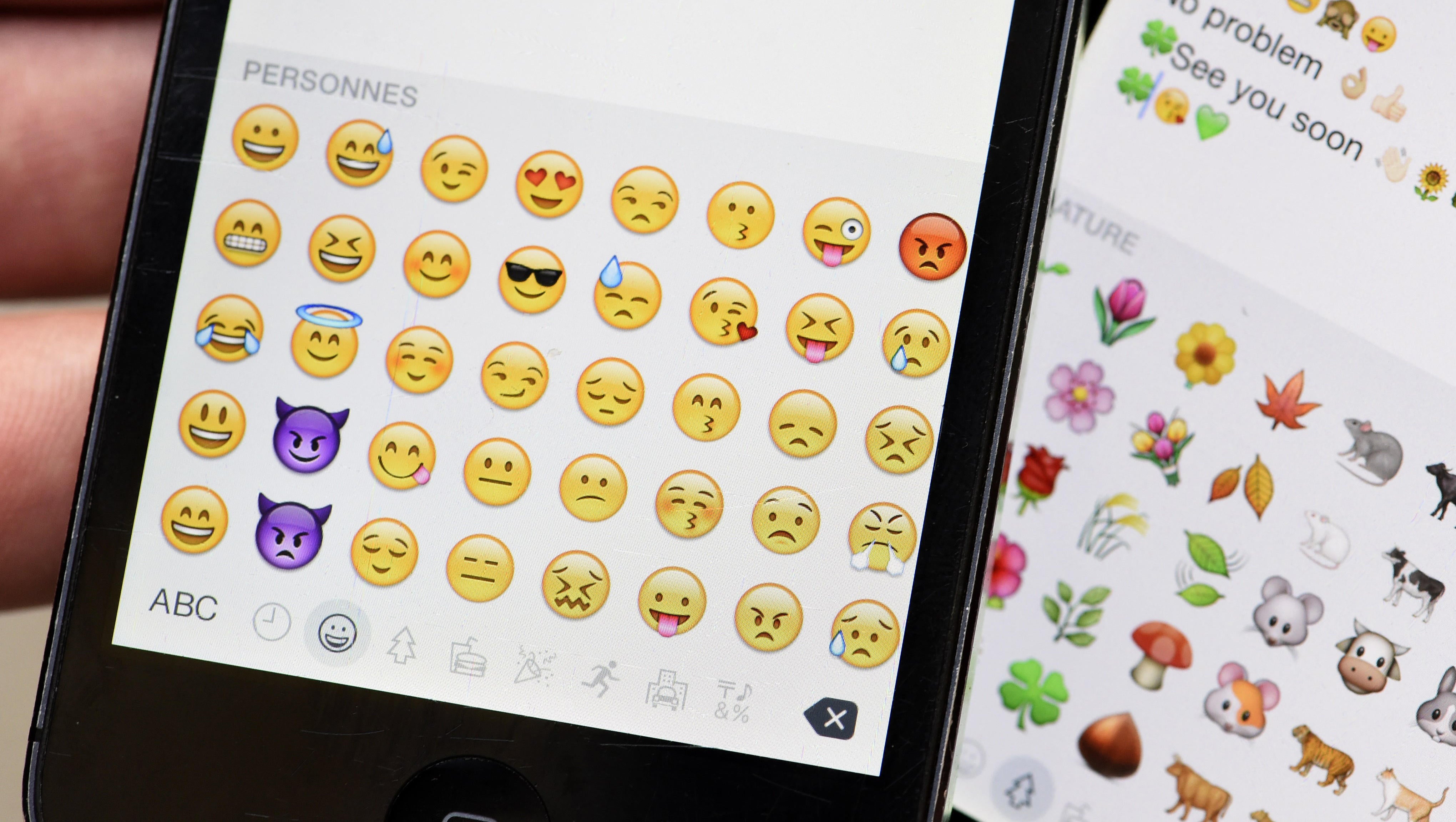 Why emojis might be your next password - CBS News