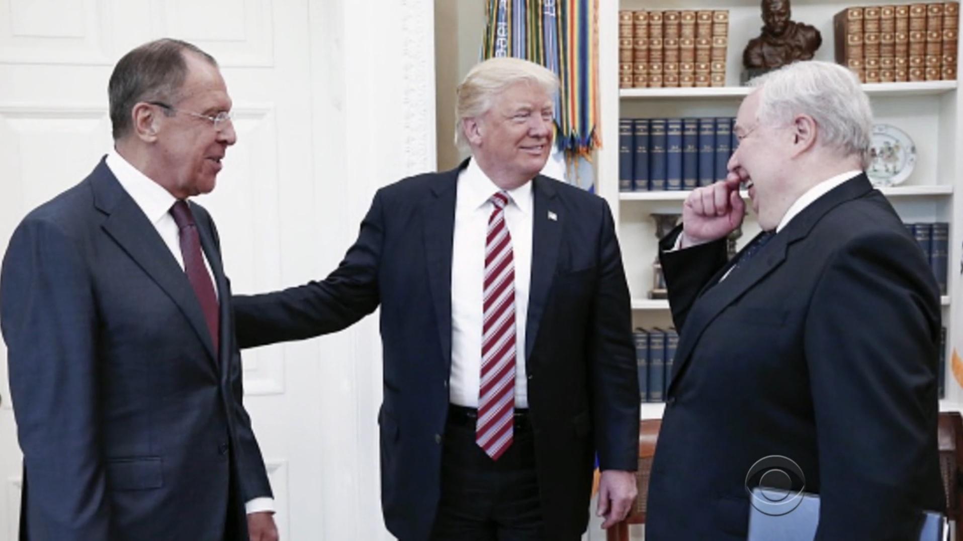 Photos Of Trump's Closed-door Meeting With Russian Officials Raise ...