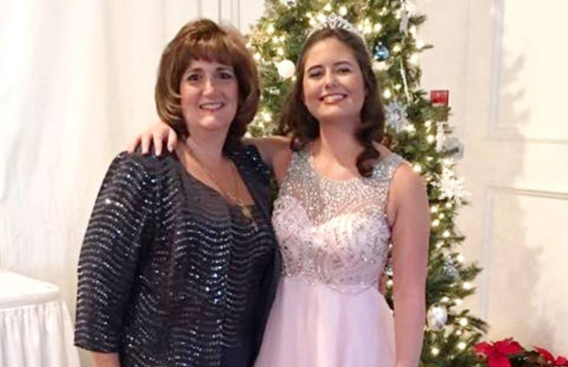 Mom Dies Saving 16 year old Daughter From Out of control Car On Mother 