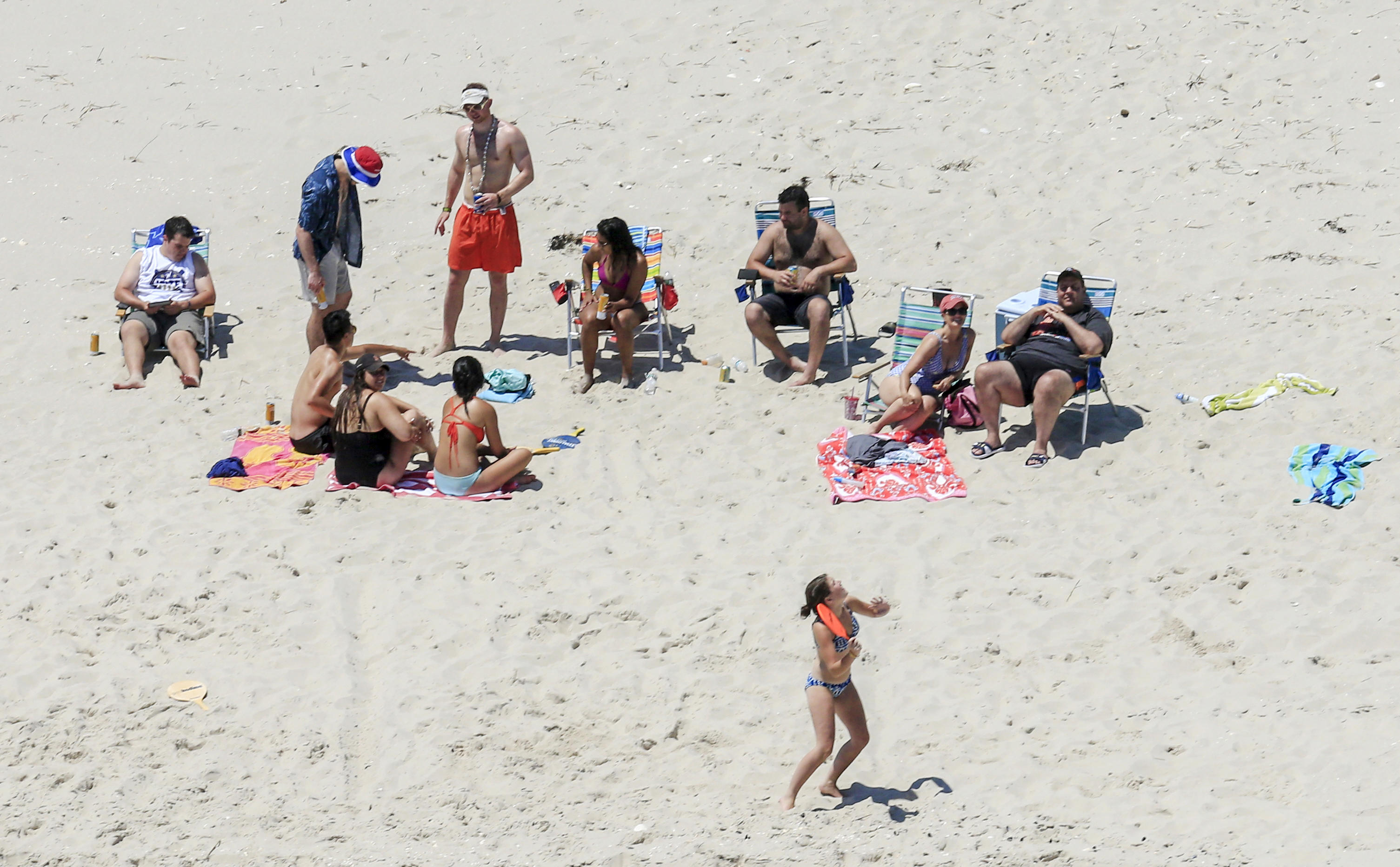 Chris Christie defends going to closed beach during government