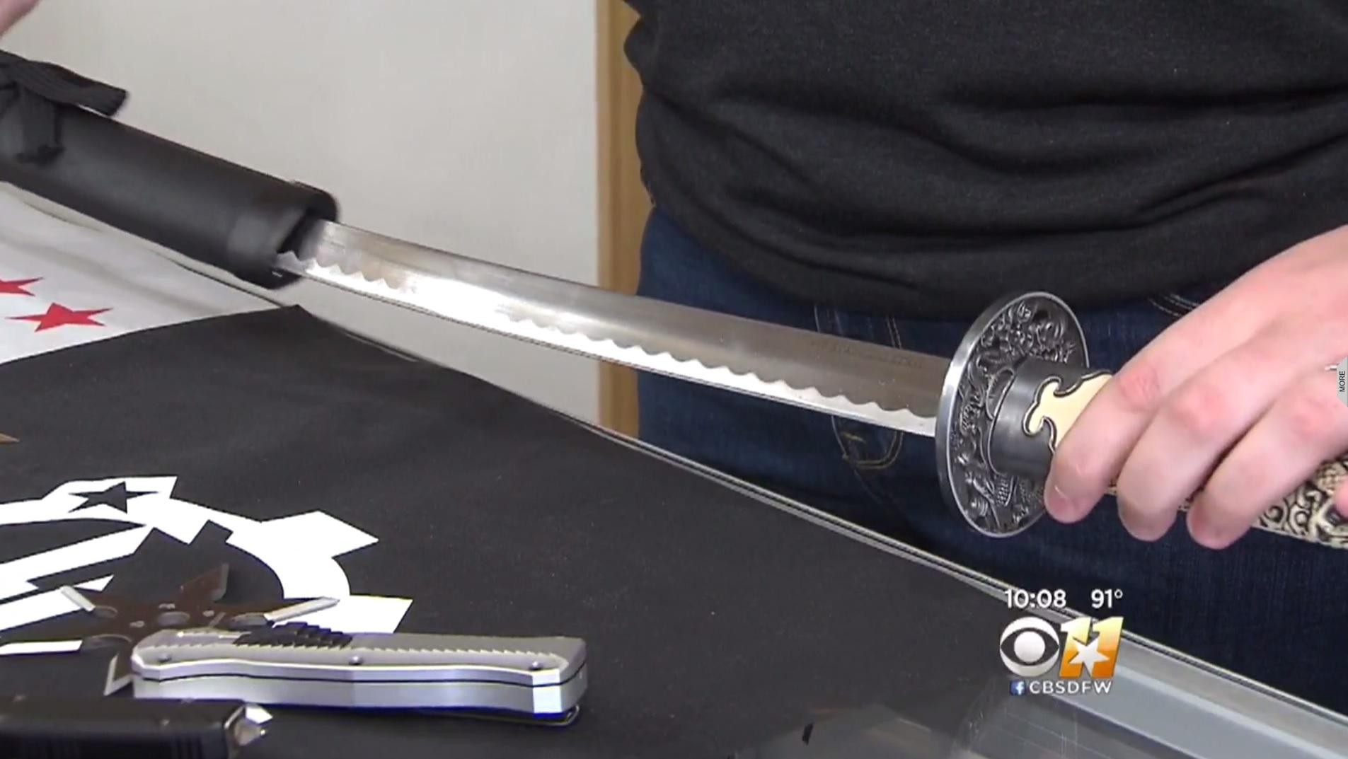 new-law-to-allow-open-carry-of-swords-machetes-in-texas-cbs-news