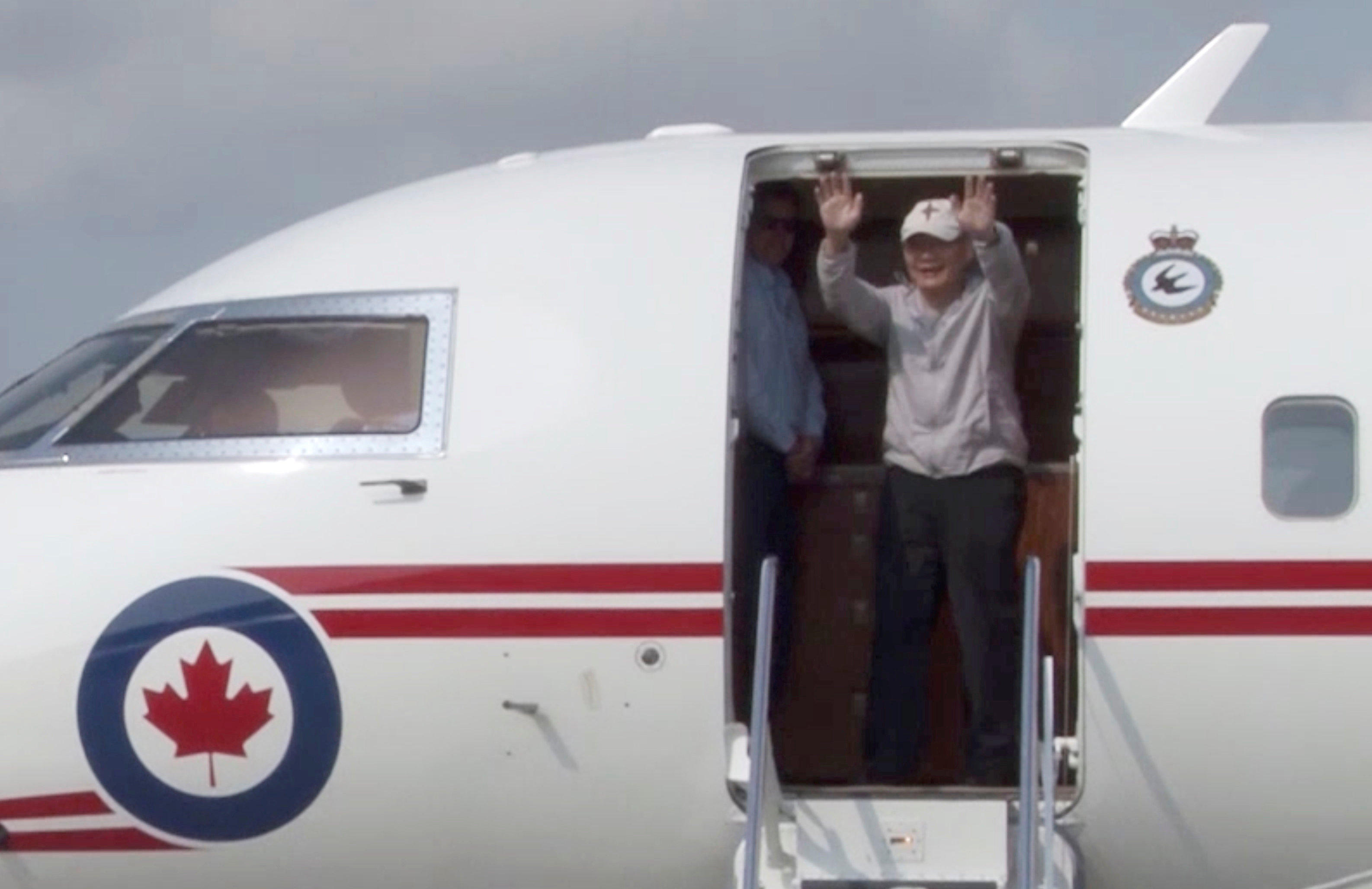 Canadian Pastor Arrives Home After Imprisoned In North Korea Cbs News 