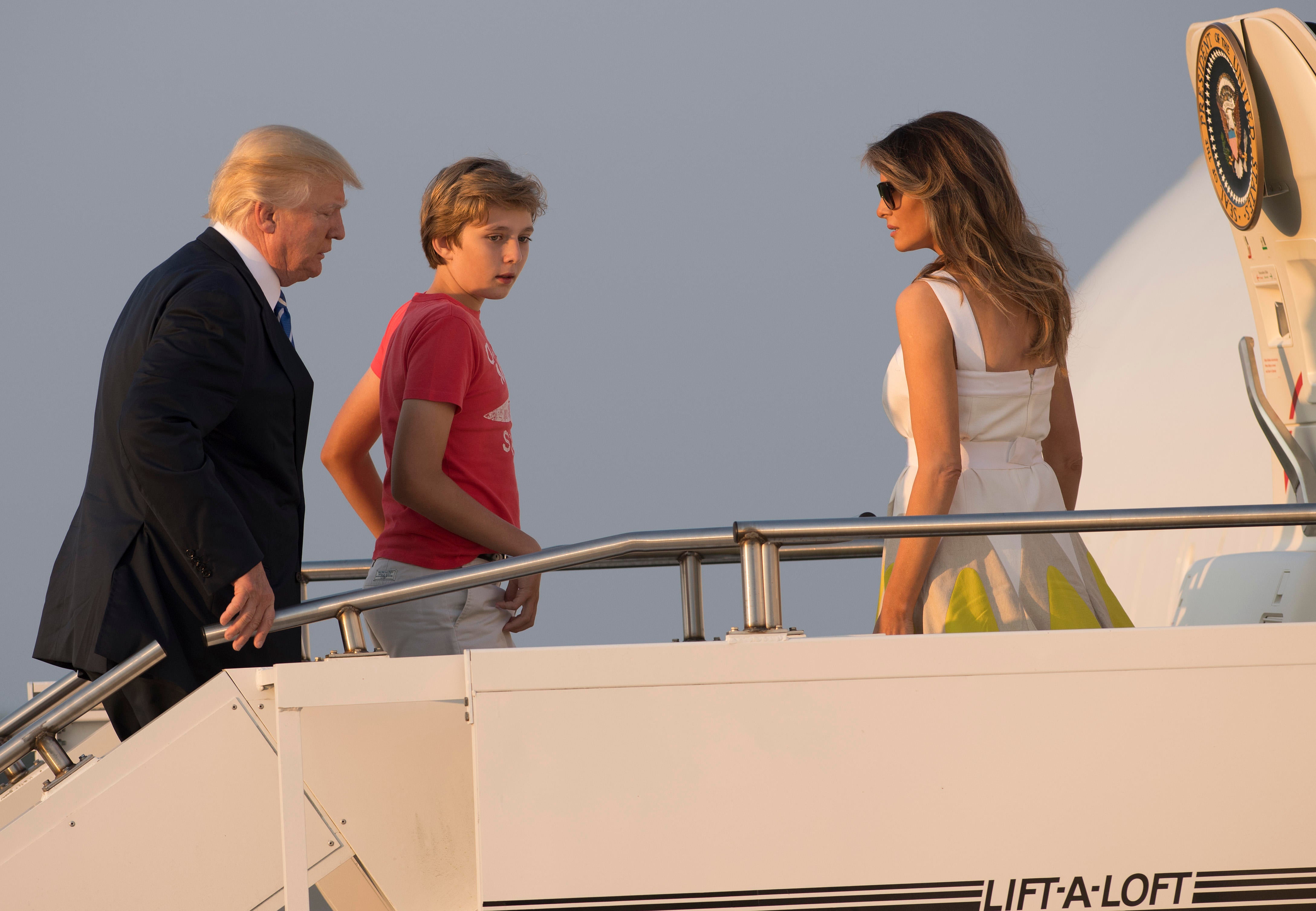 Melania Trump thanks Chelsea Clinton for defending son Barron CBS News