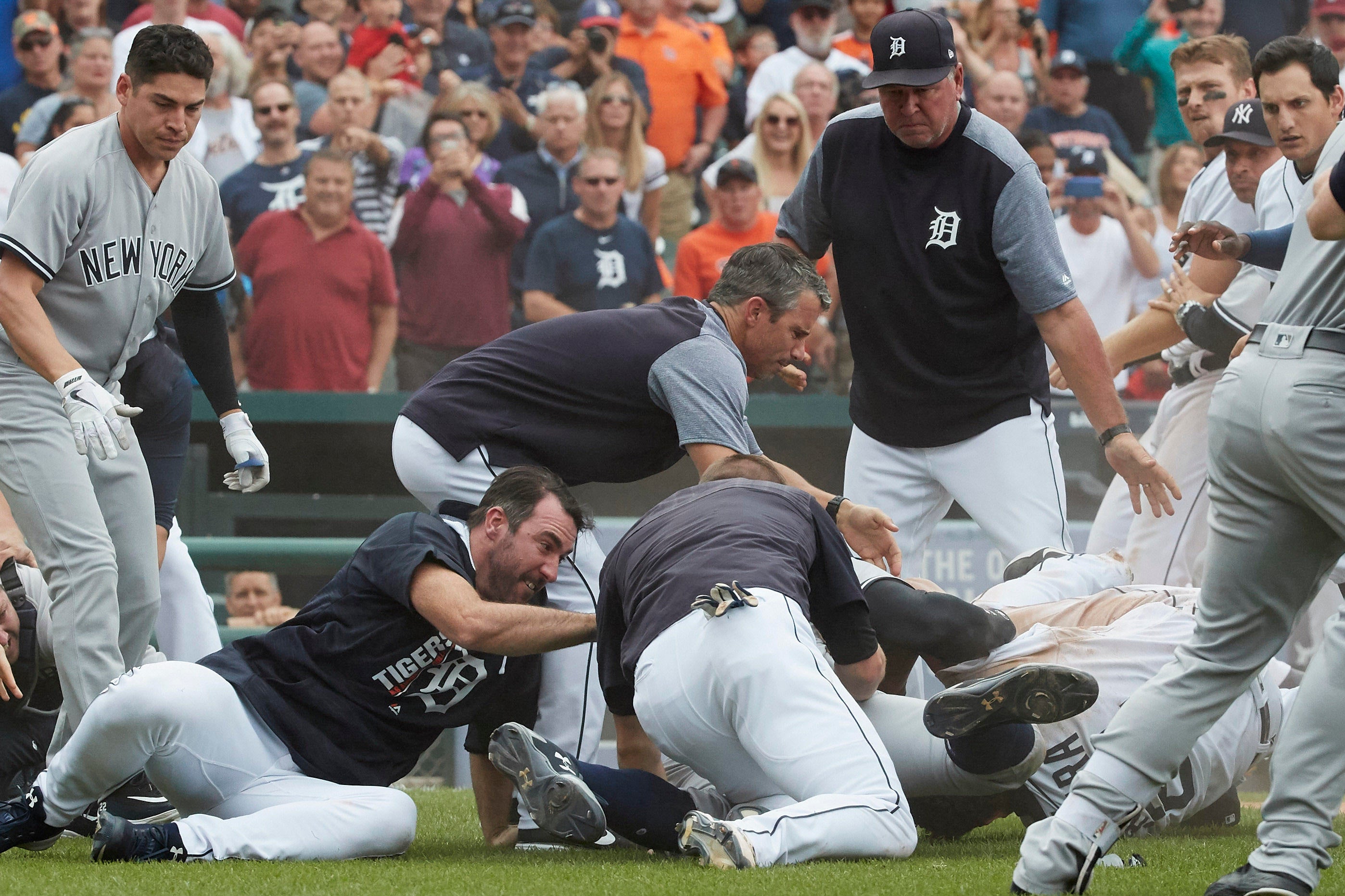 Three brawls break out as Tigers drop Yankees