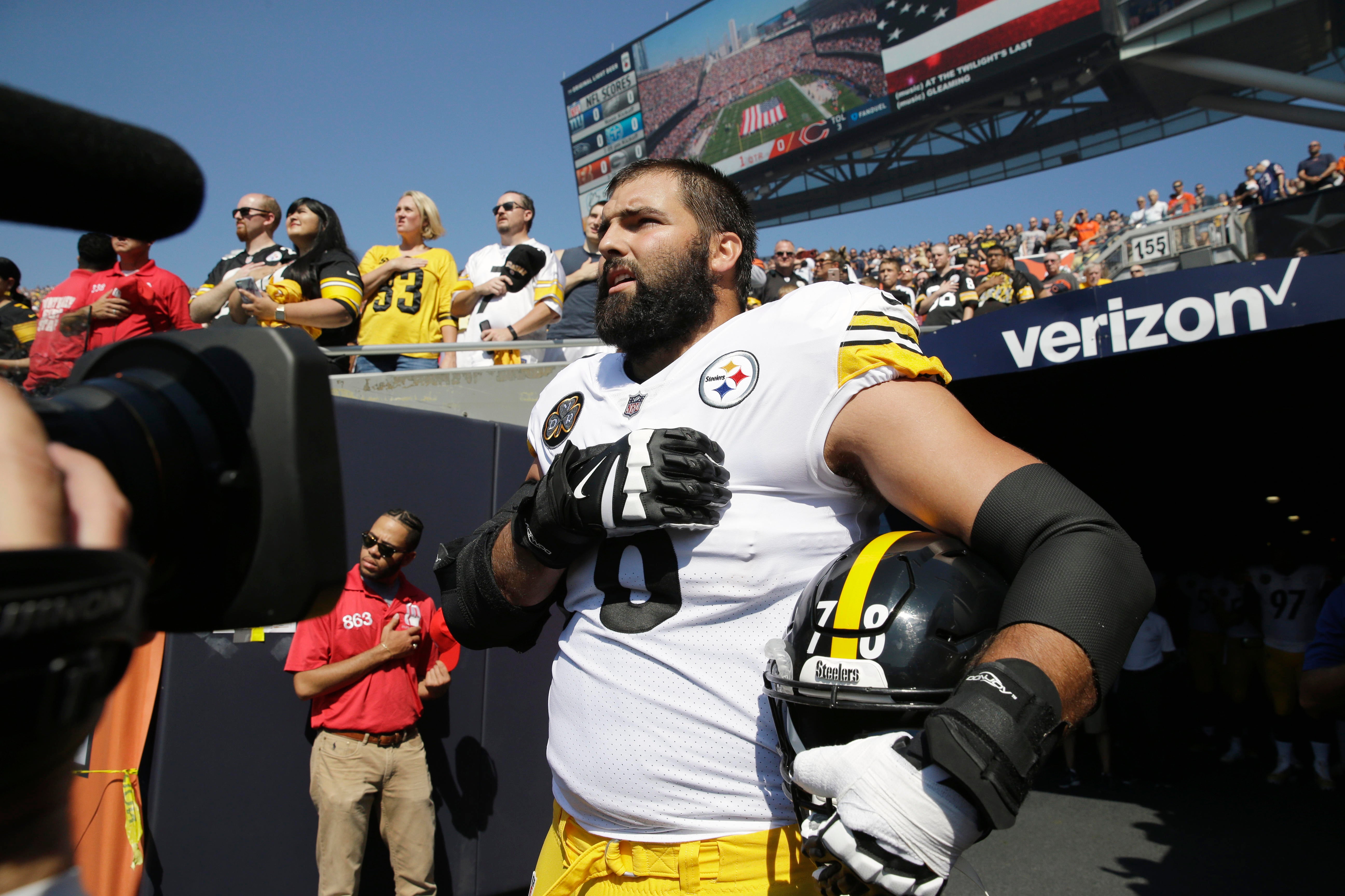 Steelers' Alejandro Villanueva: 'I threw my teammates under the bus  unintentionally' - CBS News