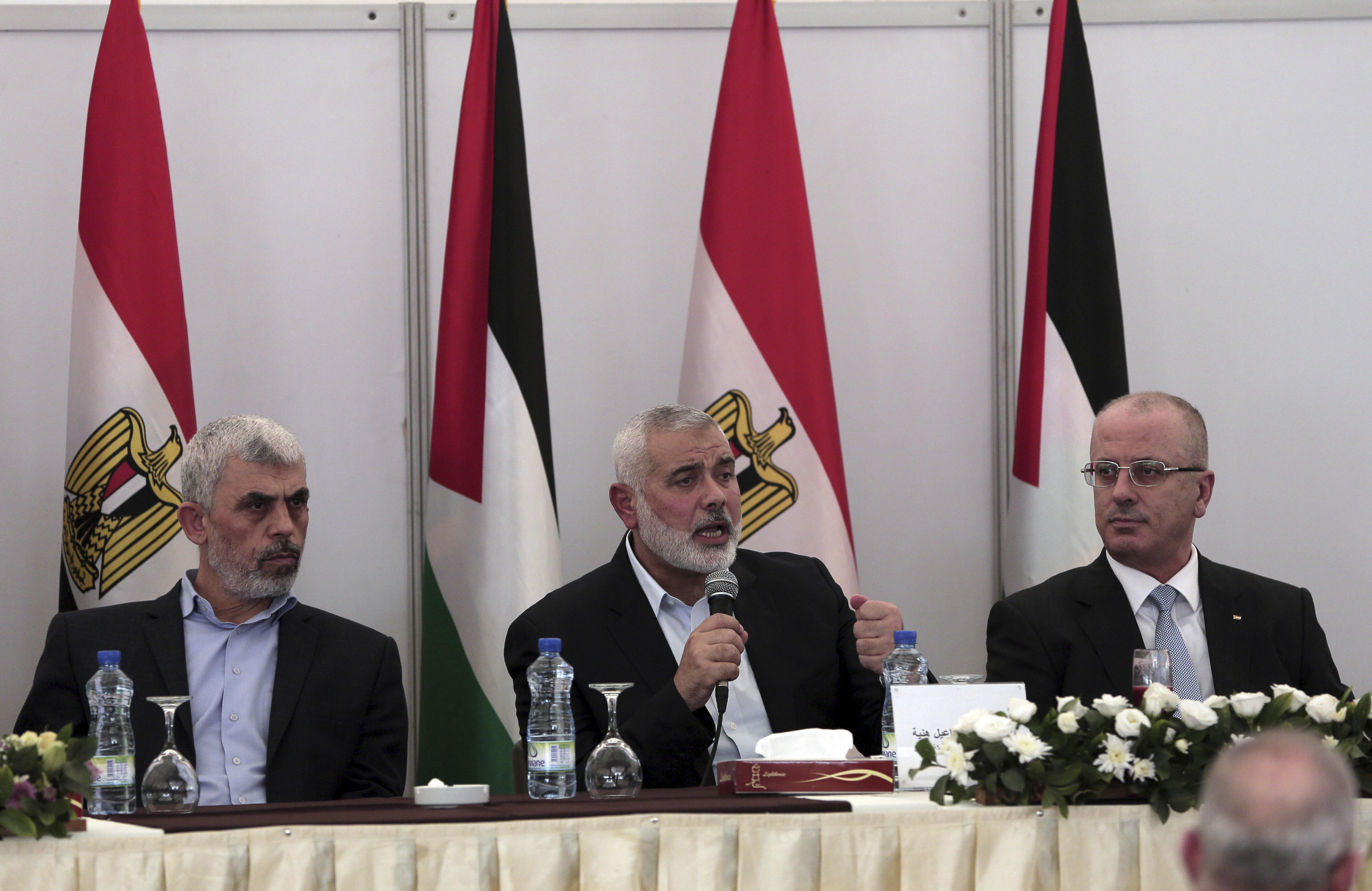 Palestinian Factions Hamas And Fatah Reach Deal On Gaza Strip Control In Egypt Talks Cbs News