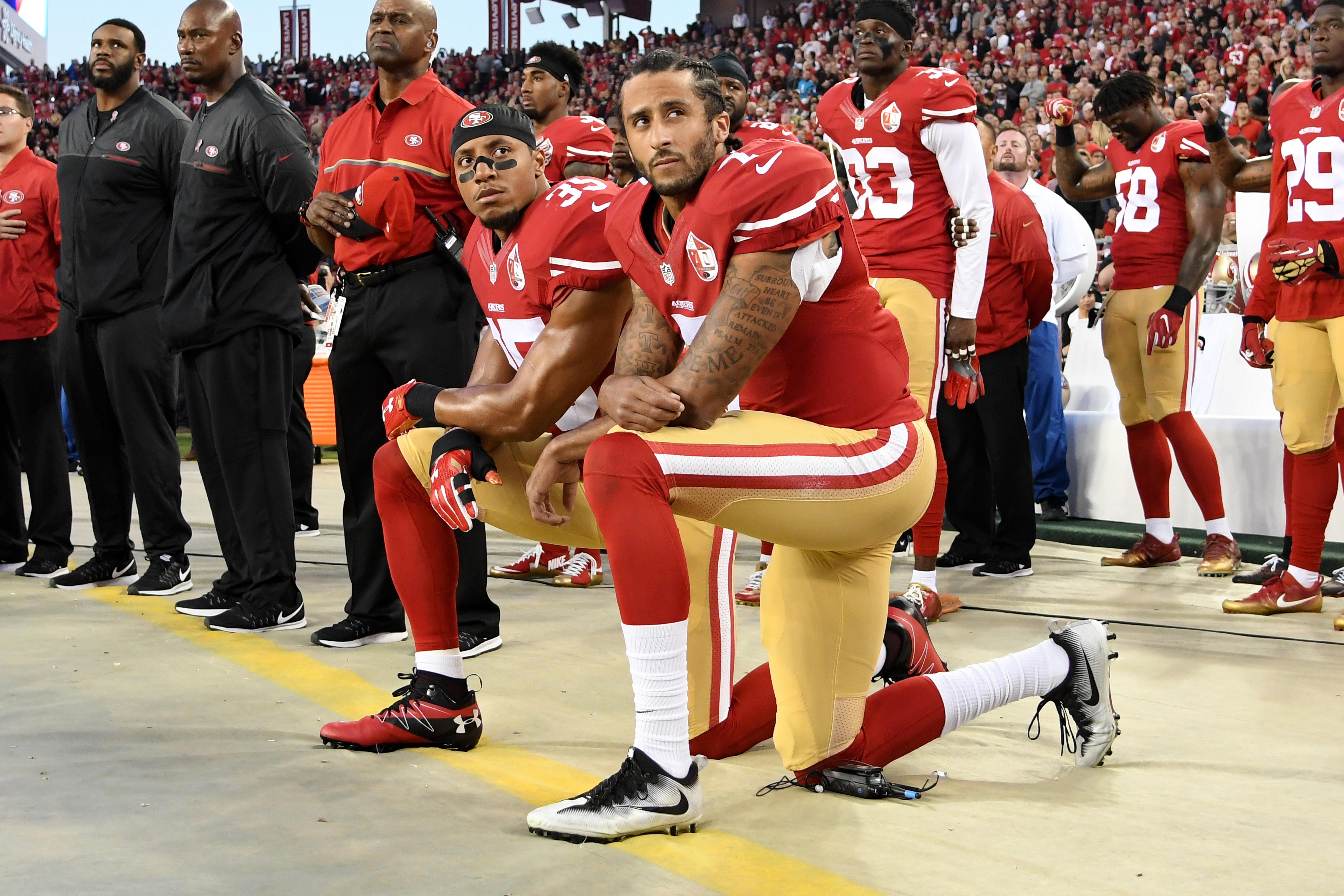 NFL: Several players kneel for anthem, some teams stay in locker room