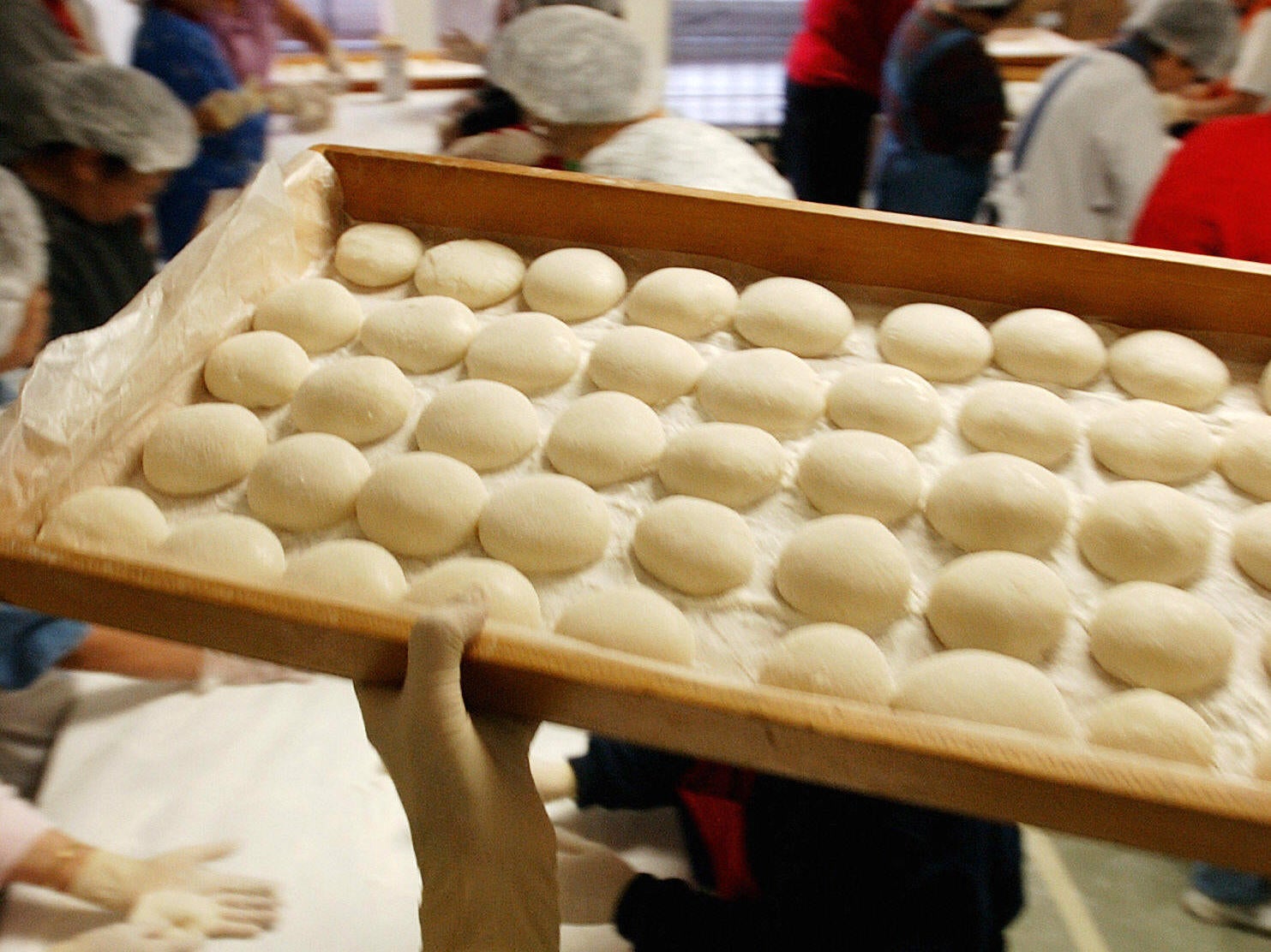 Mochi rice cakes blamed for New Year's deaths in Japan - CBS News