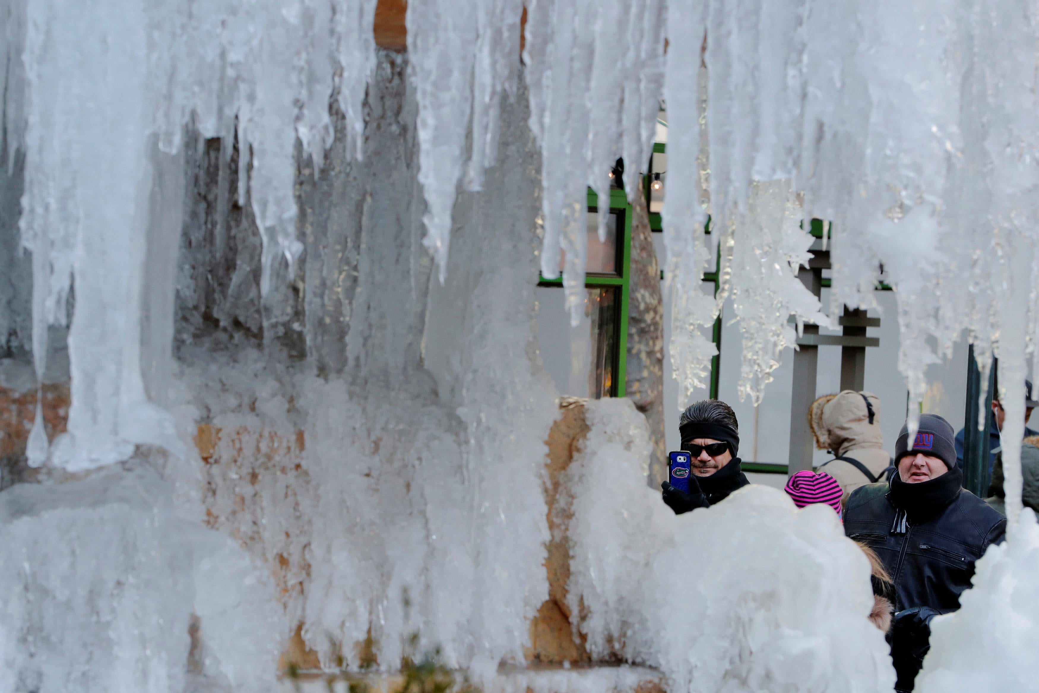 why-is-it-so-cold-right-now-in-a-warmer-world-cbs-news