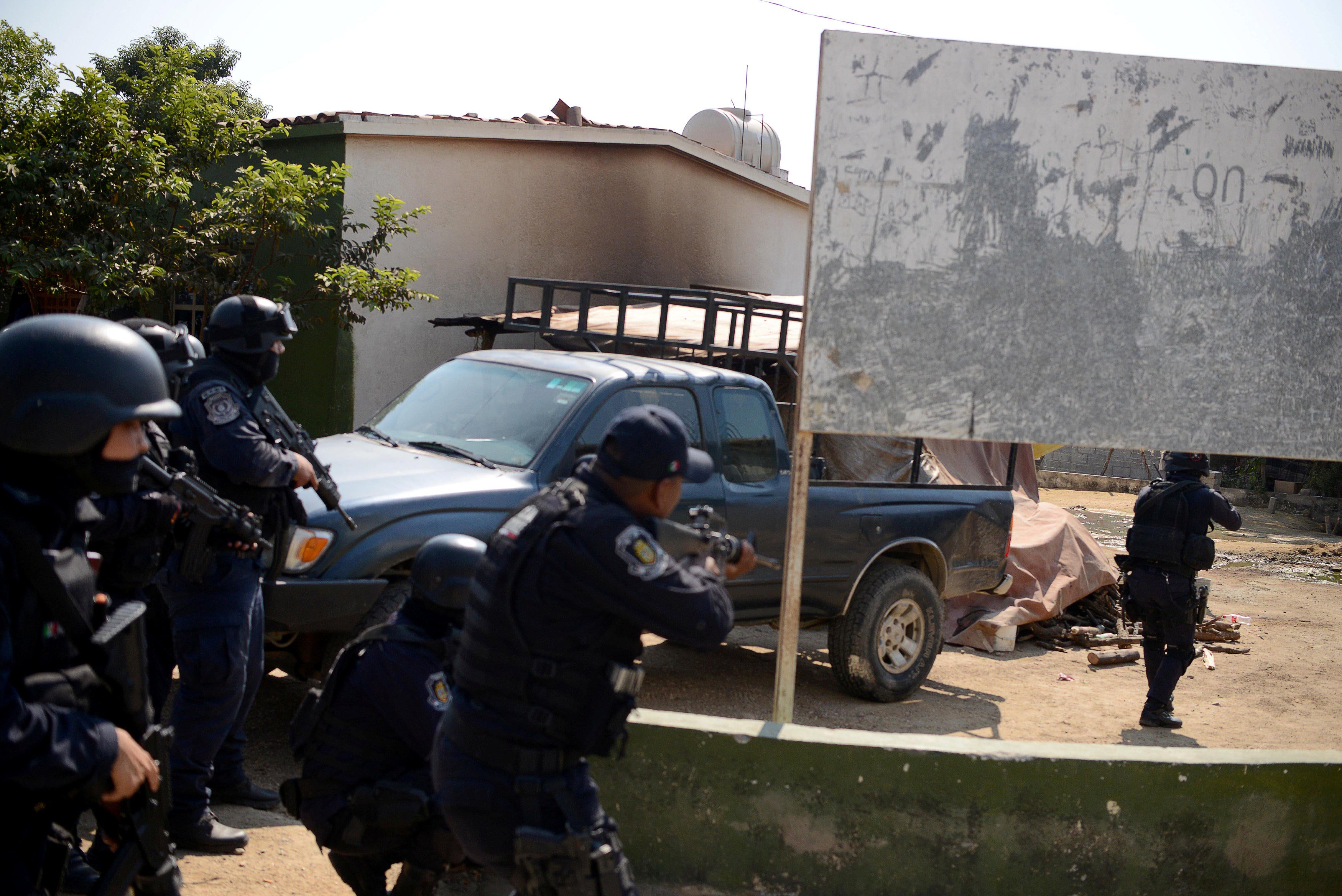 mexico-violence-leaves-almost-20-dead-near-acapulco-san-jose-del-cabo