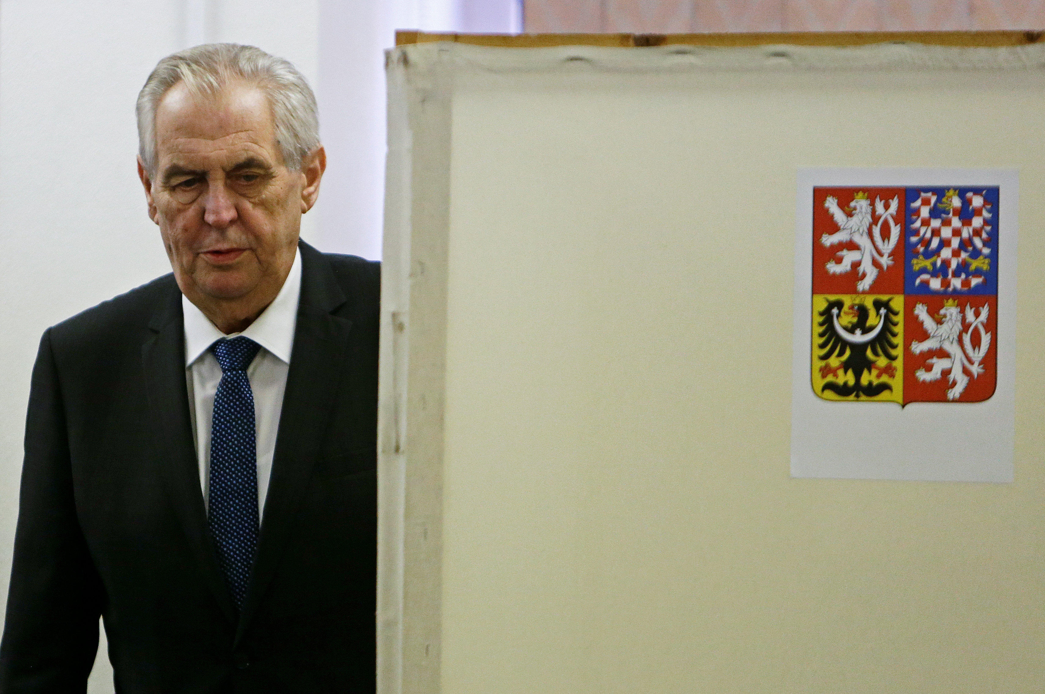 Czech Election Milos Zeman Pro Russia Incumbent Wins Second Term Cbs News