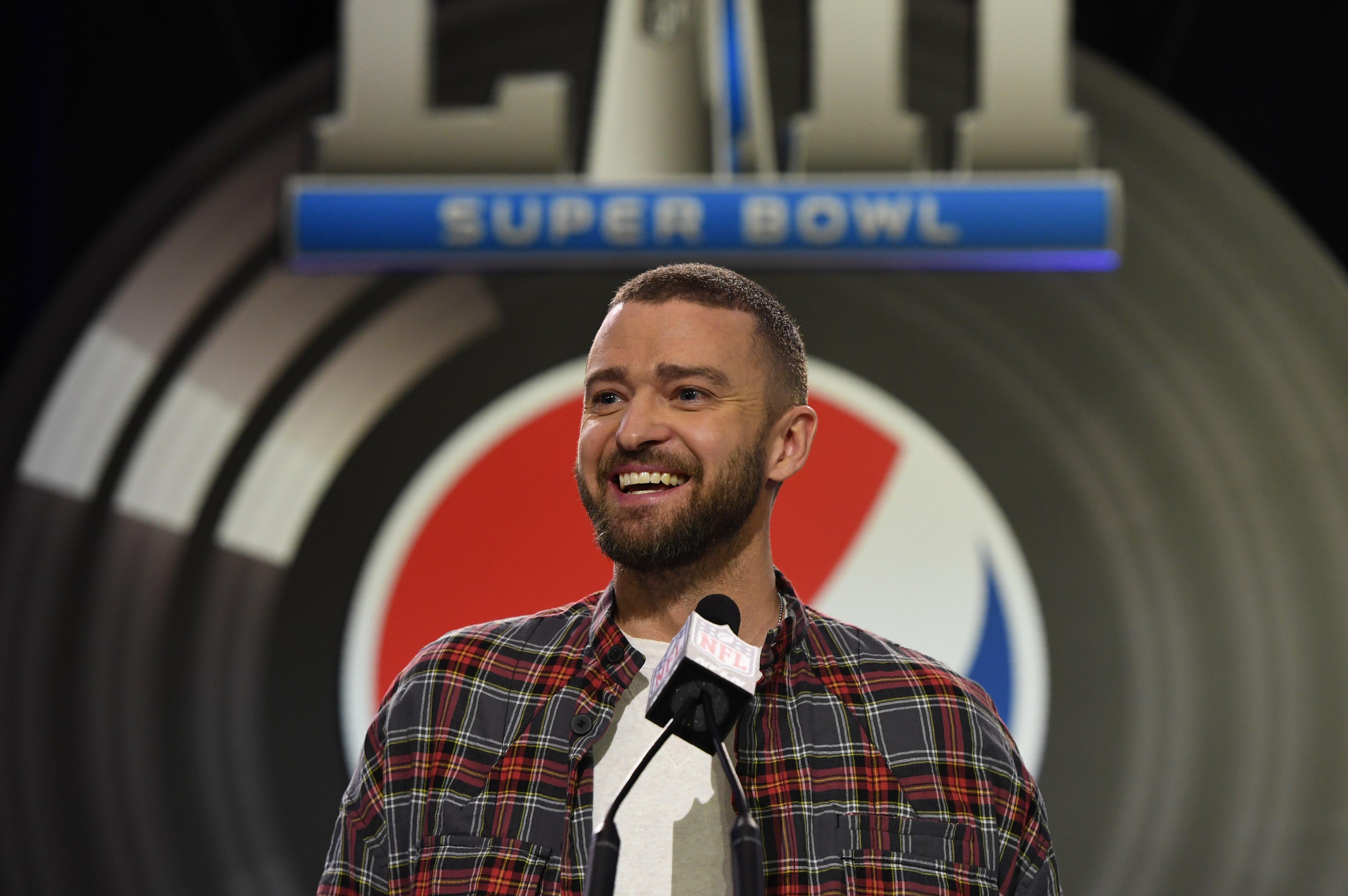 Super Bowl LII: Justin Timberlake on halftime show plans, 'bromance' with Tom  Brady - CBS News