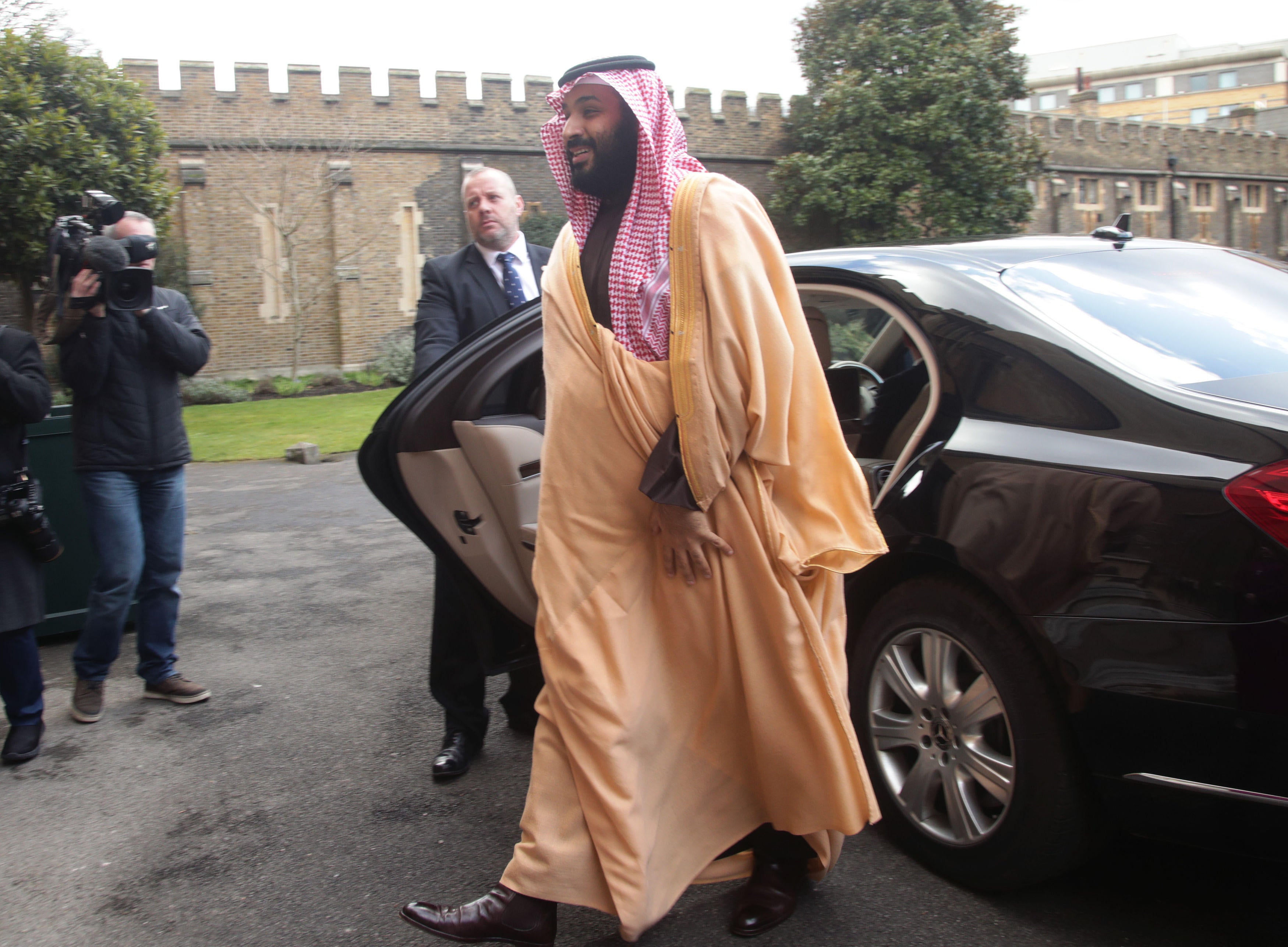 Saudi Arabia Crown Prince Mohammed Bin Salman Greeted In Britain With Protests High Level