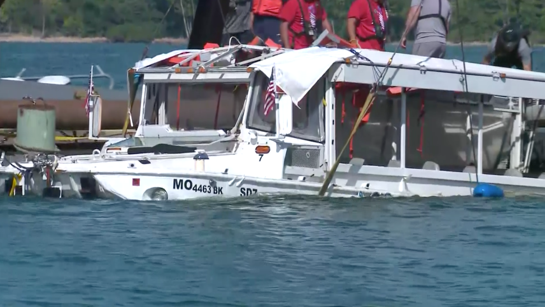 Duck boat that sank in deadly accident raised from Missouri lake - CBS News