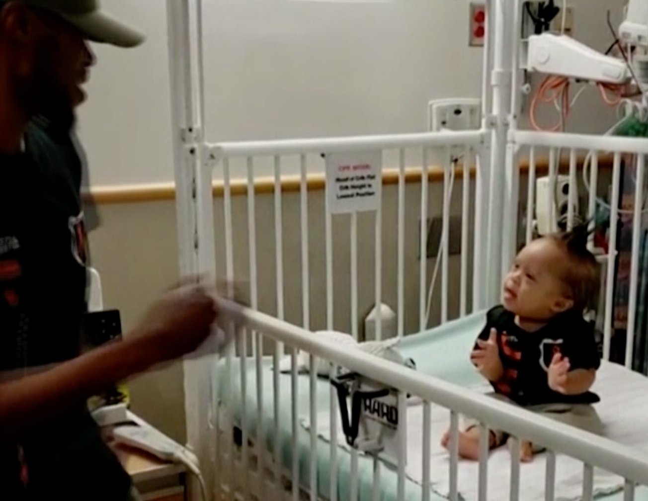 Dad dances to Ciara's "Level Up" for son with leukemia, gets singer's