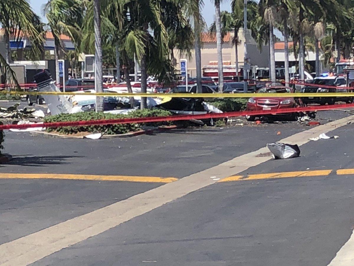 Santa Ana, California: Small Plane Crashes Into Parking Lot Today ...