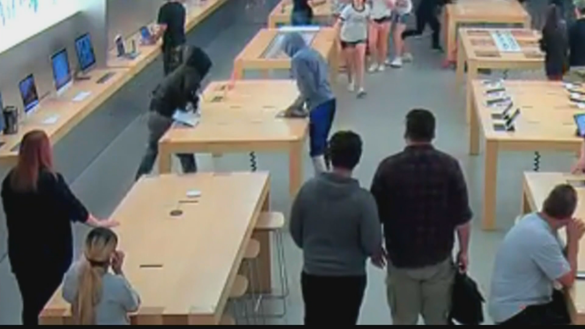 Apple Store Robberies On The Rise – But Are Thieves In For A Surprise ...