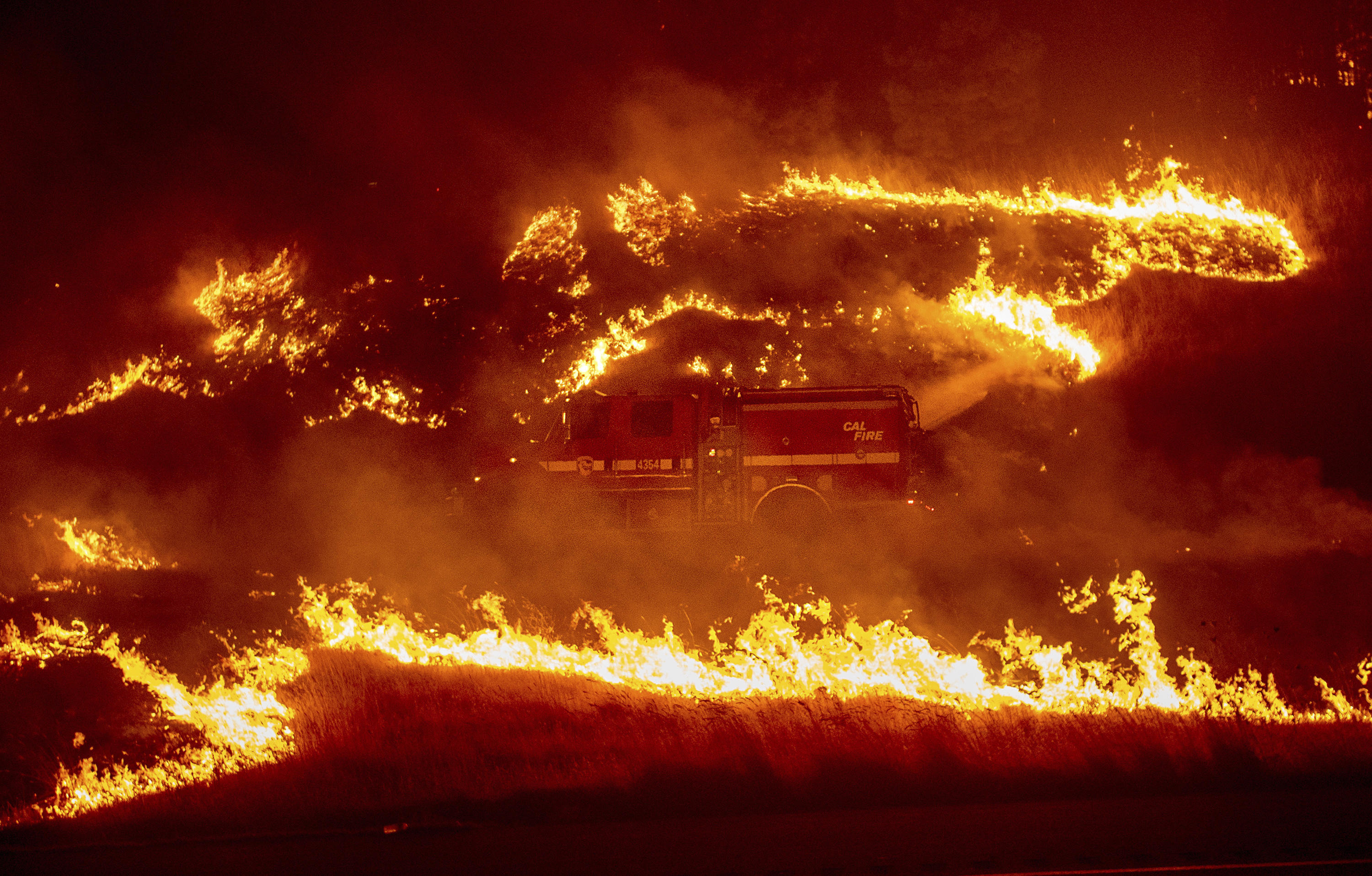 Delta Fire: Dramatic tales after roaring wildfire closes major Calif.  freeway - CBS News