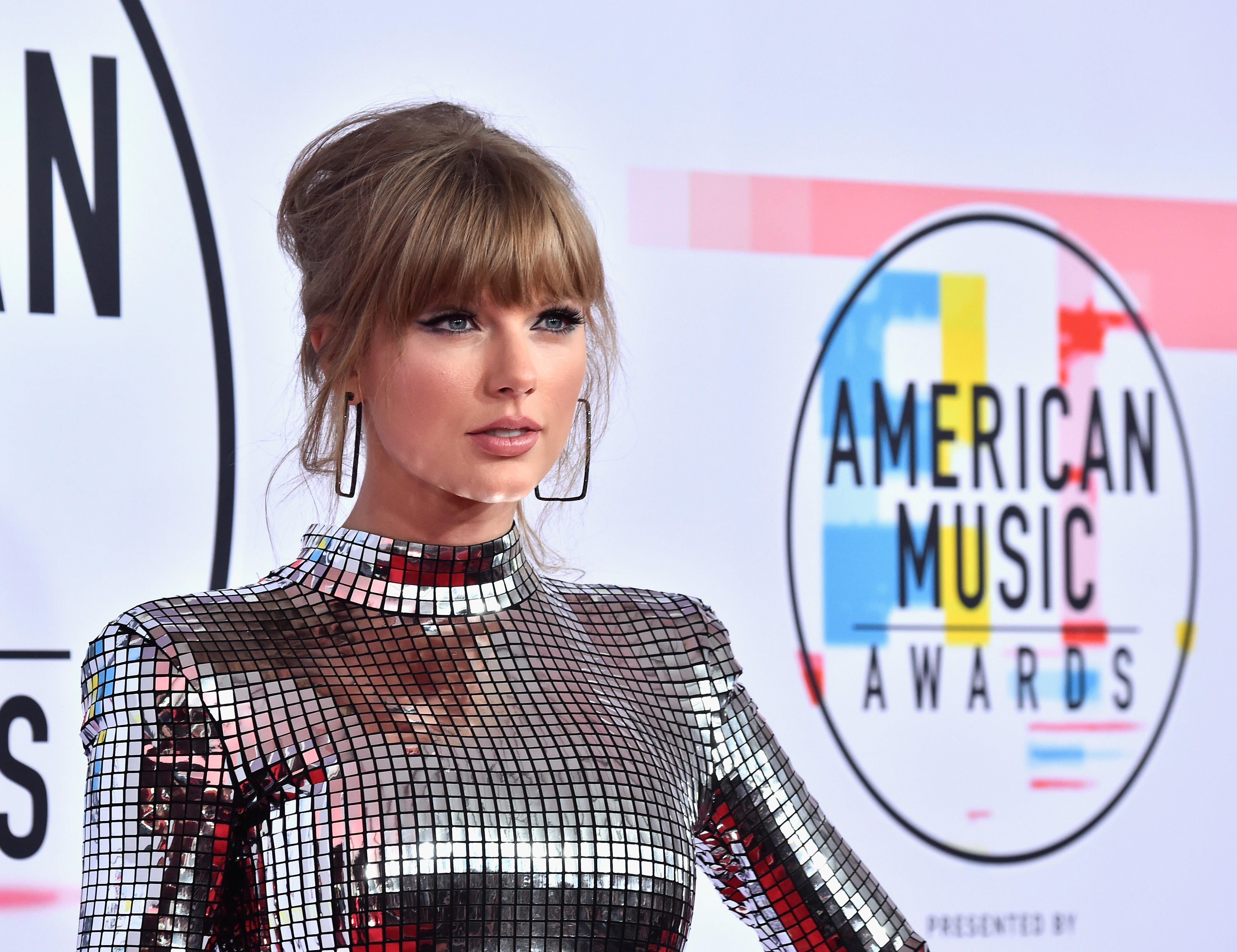 Taylor Swift urges fans to vote on Election Day CBS News