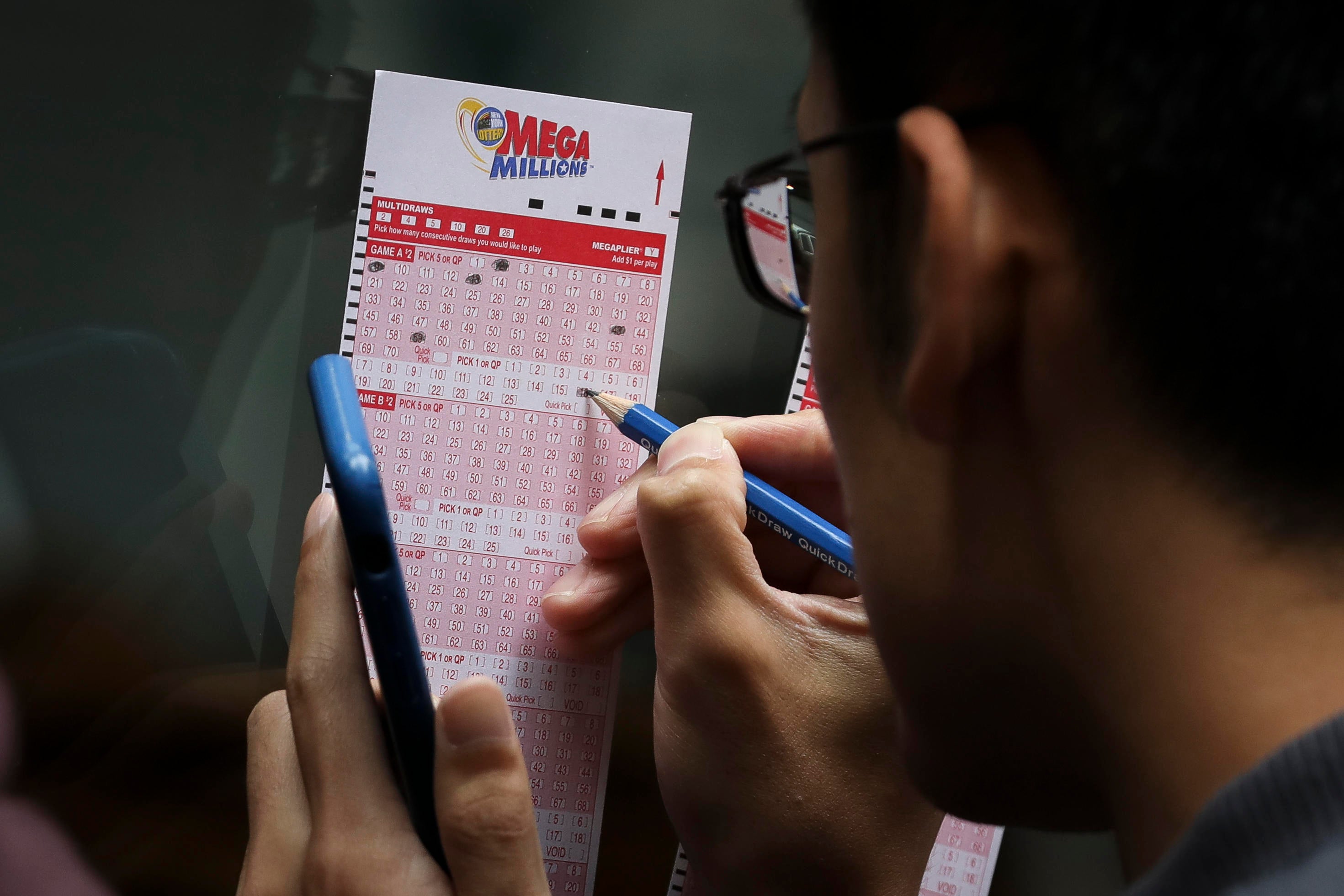 NEW LOTTERY TICKET SCRATCH TOOL MAKES IT'S DEBUT WITH SOME WINS!! 