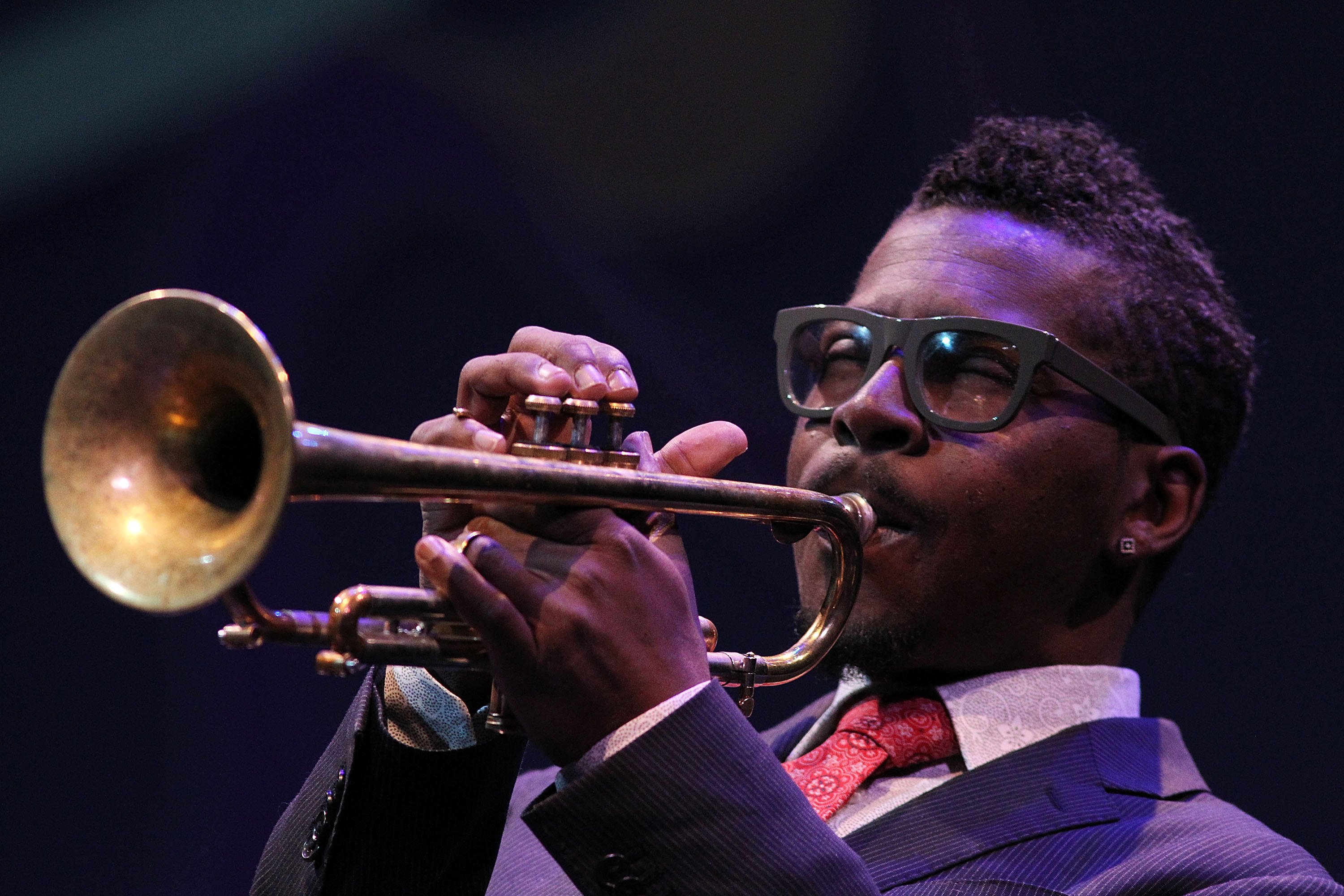 Roy Hargrove, Grammy-winning jazz trumpeter, dies at 49 - CBS News