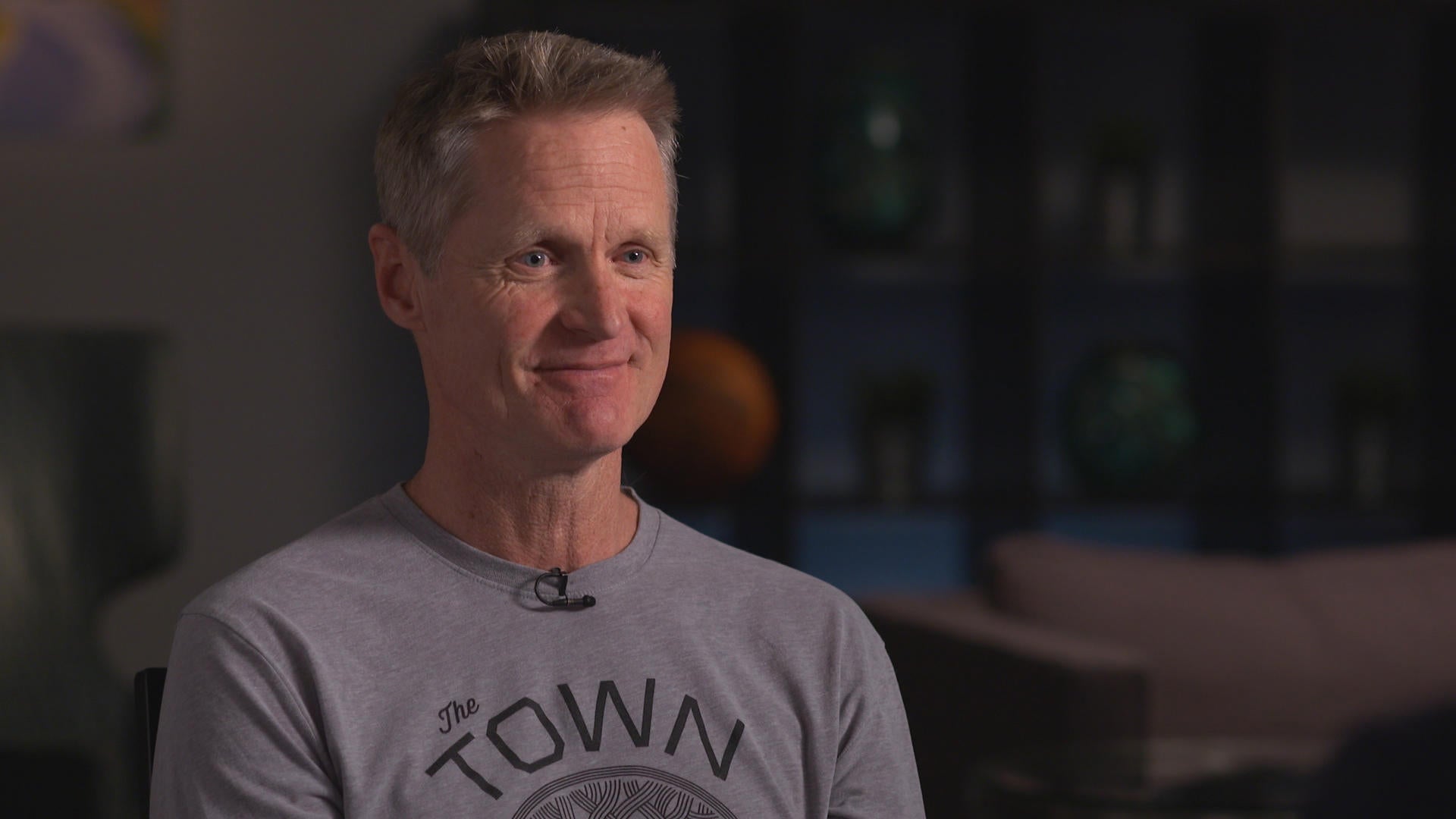 What!' Warriors' Kerr reunited with prep teacher in Vegas