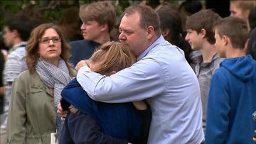 Colorado school shooting: Columbine High School shows support for