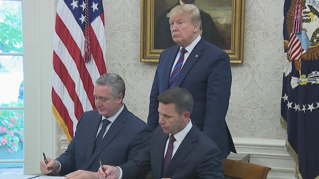 Supreme Court border wall decision: Trump touts 'big VICTORY' on border ...