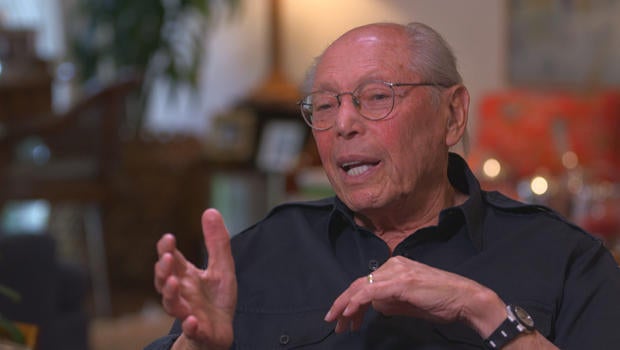 https://assets1.cbsnewsstatic.com/hub/i/2019/09/14/0f0209ac-d1a7-4d51-b1e8-c3b4bfebab1b/irwin-winkler-interview-b-620.jpg