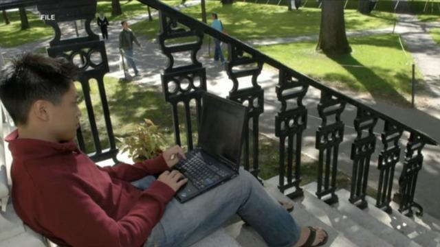 Incoming college freshmen might delay school due to COVID-19 - CBS News