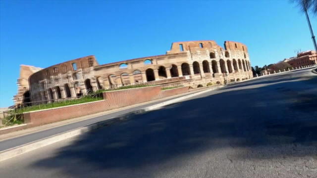 Rome's empty streets reveal a tourism industry in crisis - CBS News