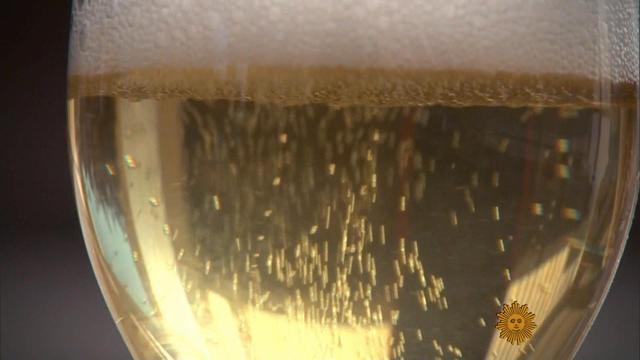 Mead, the honey-based brew producing a real buzz - CBS News