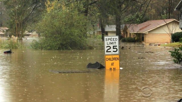 Heavy storms trigger severe flooding in Louisiana - CBS News