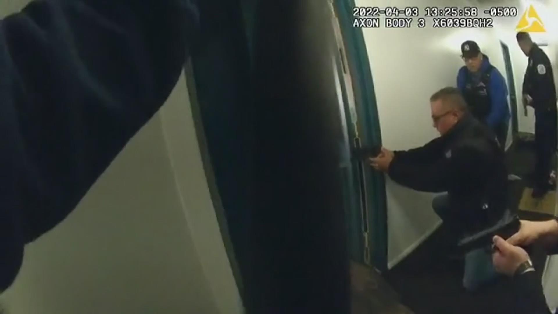 COPA releases video of Chicago police fatally shooting suspect during ...