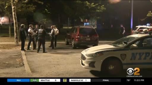 2 shot in separate incidents in the Bronx - CBS New York