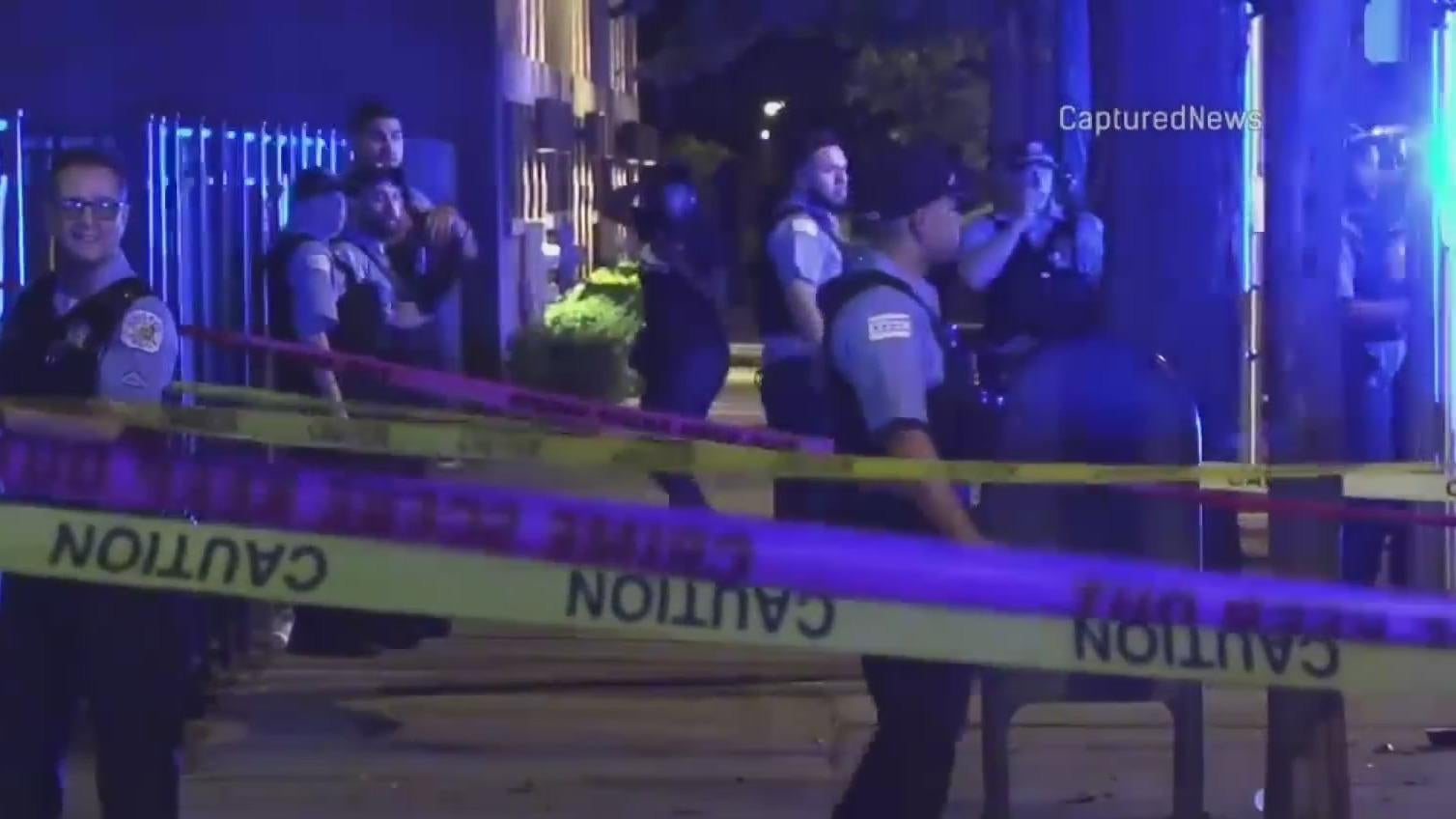 Man dies after being found shot in Old Town - CBS Chicago