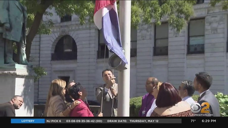 Paterson celebrates start of Hispanic Heritage Month - CBS New York