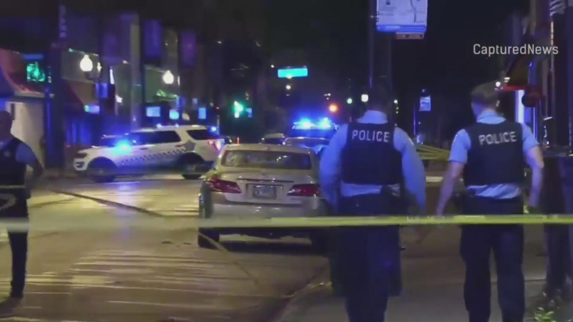 2 men shot, 1 killed in parking lot in Rogers Park - CBS Chicago