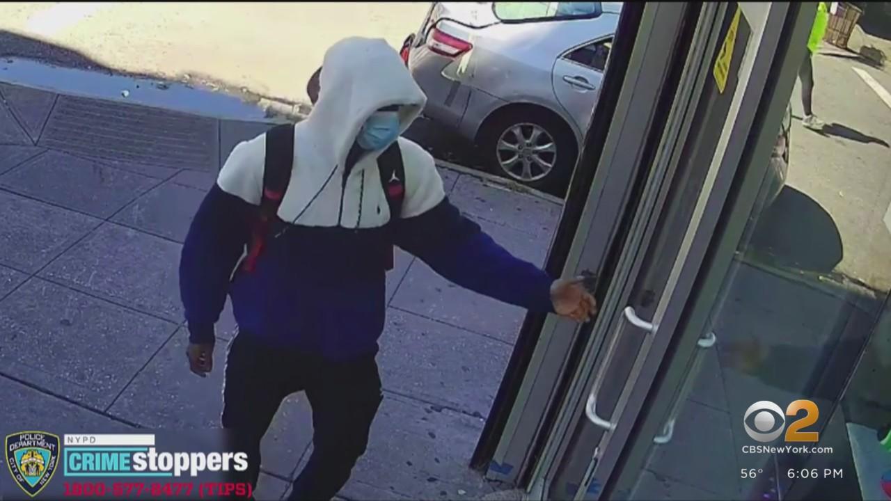 Caught on camera: Man robs Brooklyn convenience store at gunpoint - CBS ...