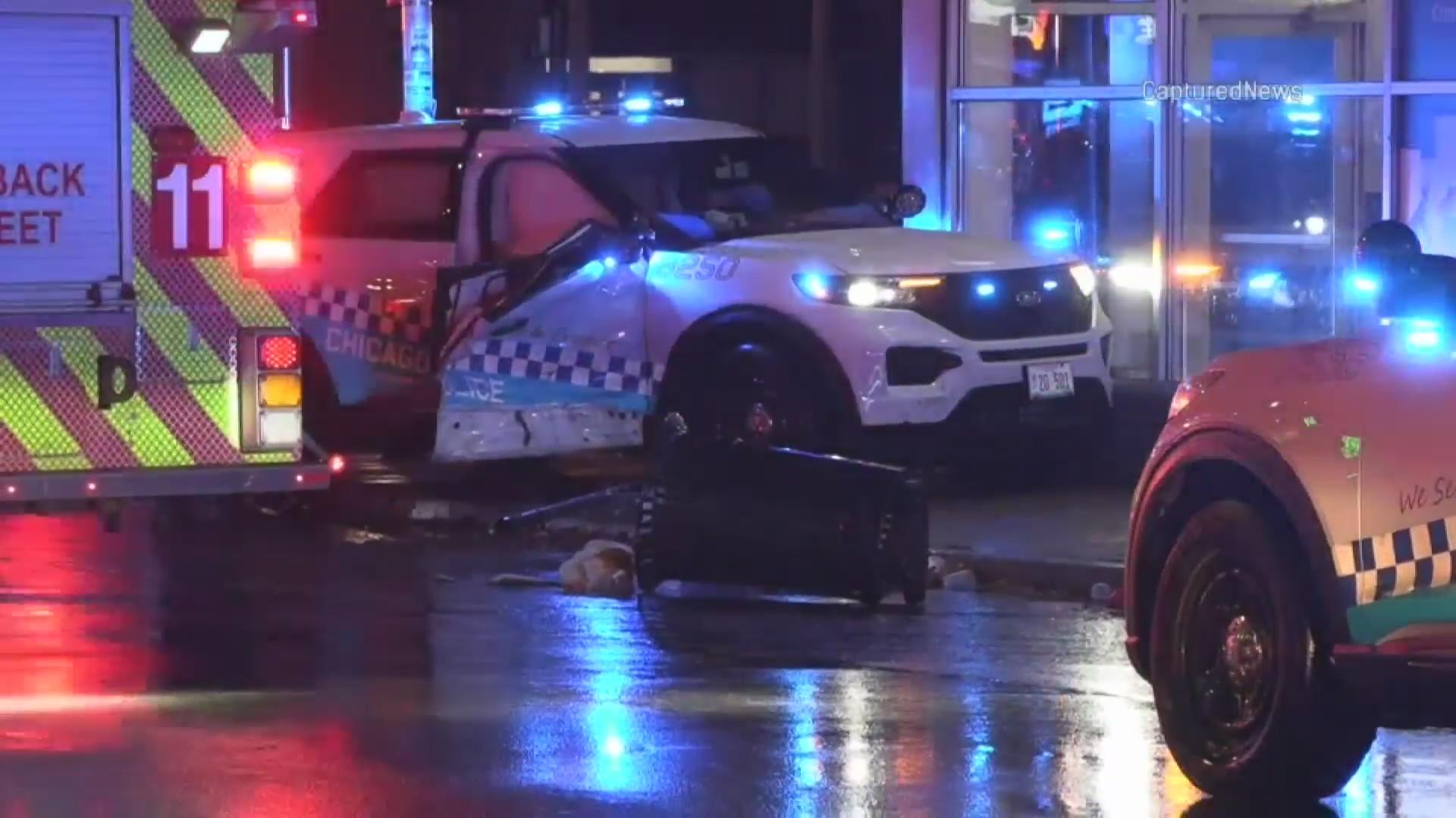 2 CPD officers, man injured in car crash on South Side - CBS Chicago
