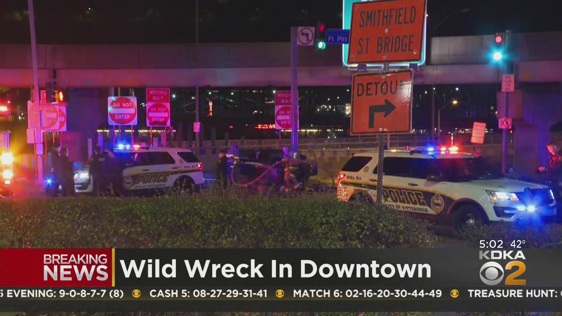 One person injured in violent Downtown Pittsburgh crash - CBS Pittsburgh