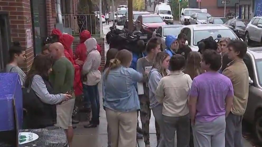 Temple students feel traumatized after home invasion off-campus - CBS ...