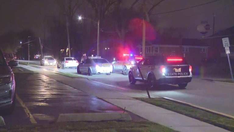 Home invasion suspect arrested in Berkeley - CBS Chicago