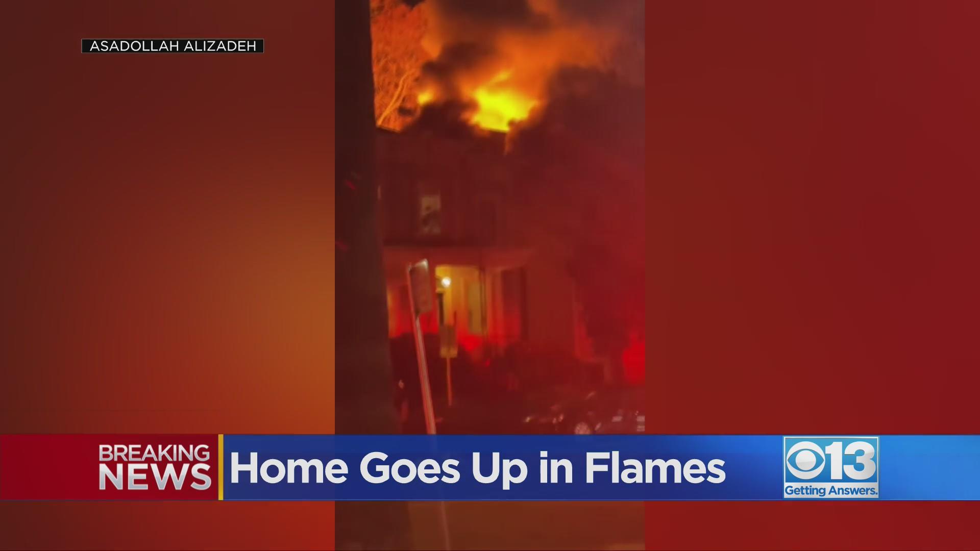 Victorian home in downtown Sacramento catches fire - CBS Sacramento
