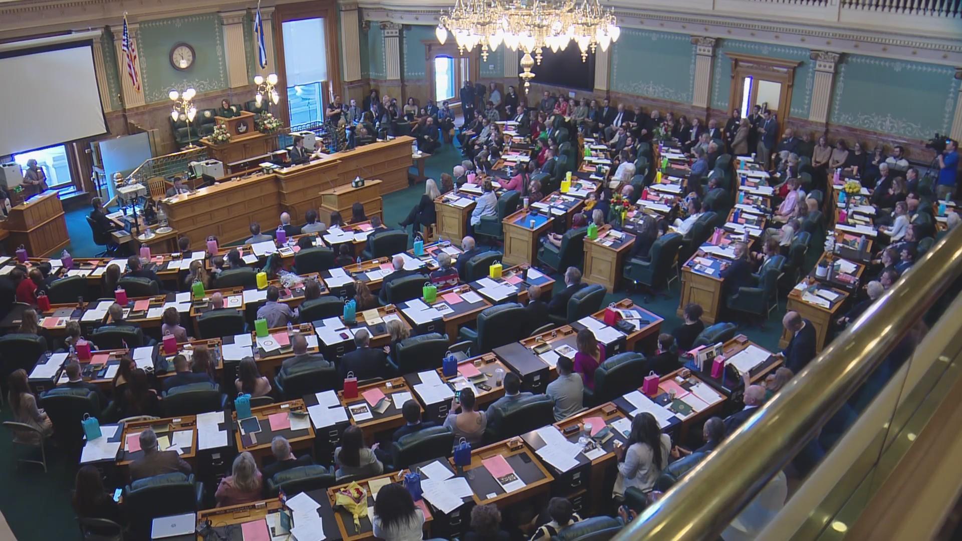 New Colorado legislative session off to an unusual start at the state ...