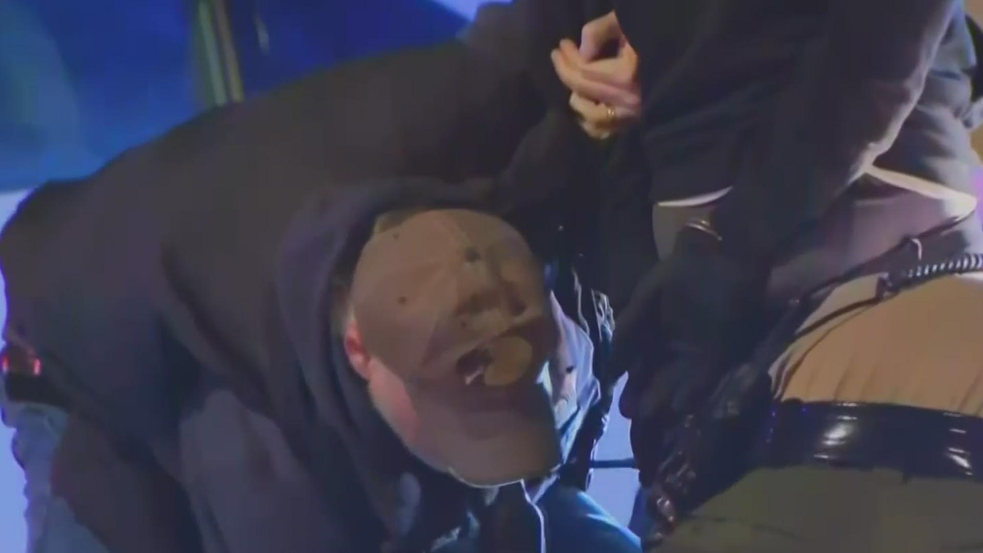 Teens charged in recent Chicago carjackings, robberies - CBS Chicago