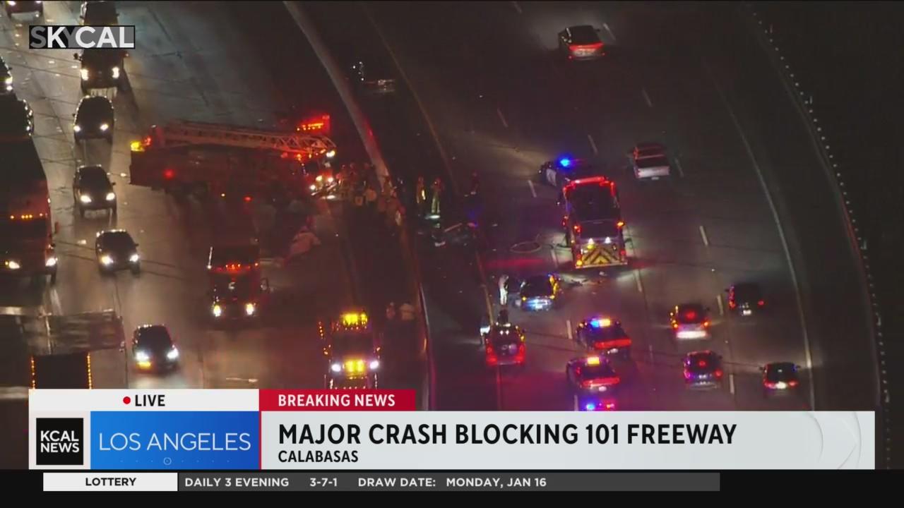 At least 1 killed in multi-vehicle crash on 101 Freeway near Calabasas ...