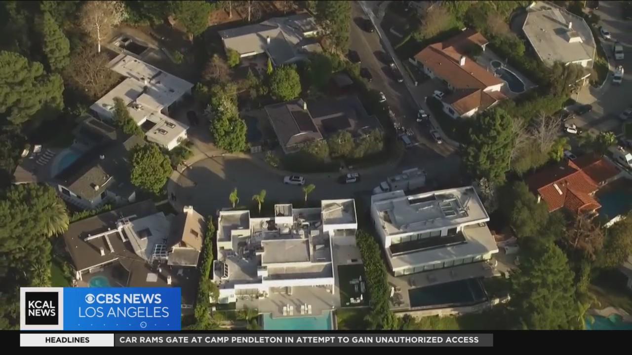 3 dead 4 wounded after shooting in Beverly Crest neighborhood; no ...