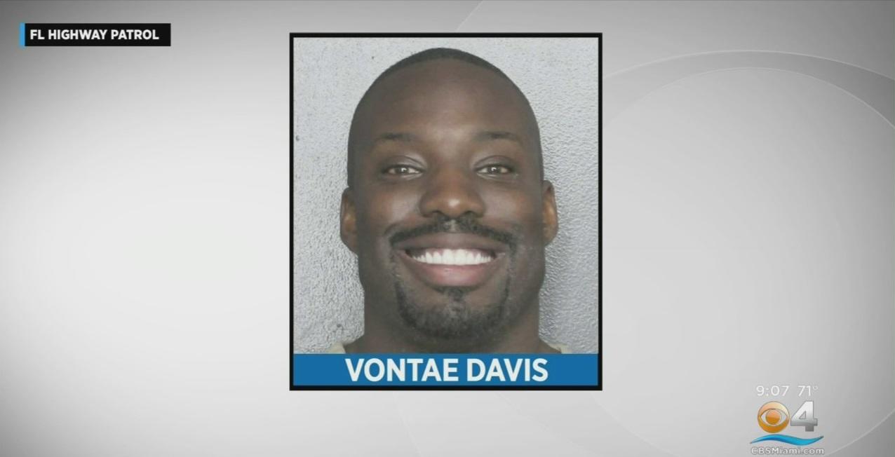 Ex-Dolphins player Vontae Davis faces DUI charge following crash on Florida  Turnpike - CBS Miami