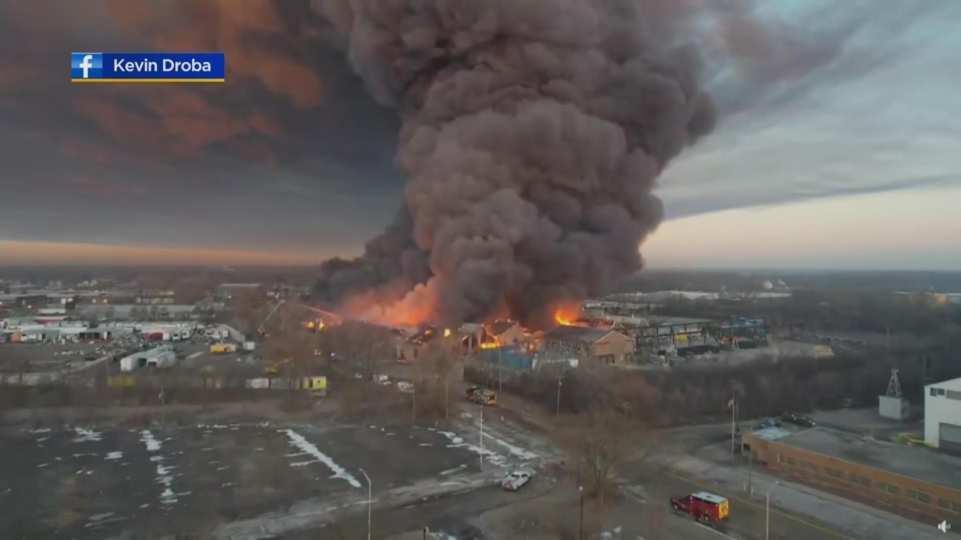 Fire guts furniture factory in Chicago Heights - CBS Chicago